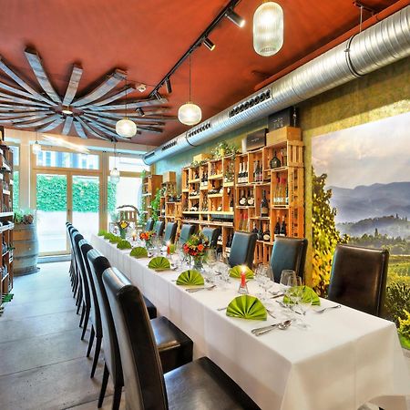 Hotel Mueller Cafe & Wein - Mondholzhotel Veitshöchheim Zewnętrze zdjęcie
