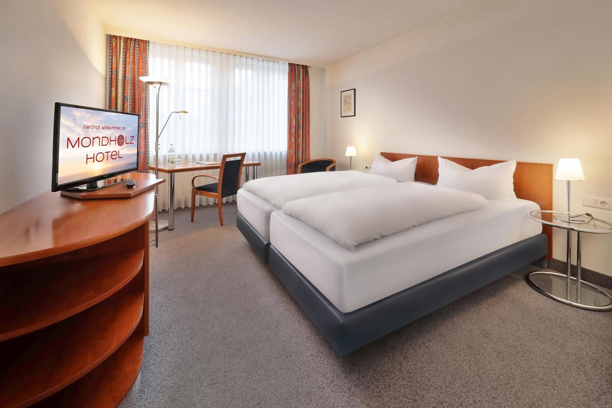 Hotel Mueller Cafe & Wein - Mondholzhotel Veitshöchheim Zewnętrze zdjęcie
