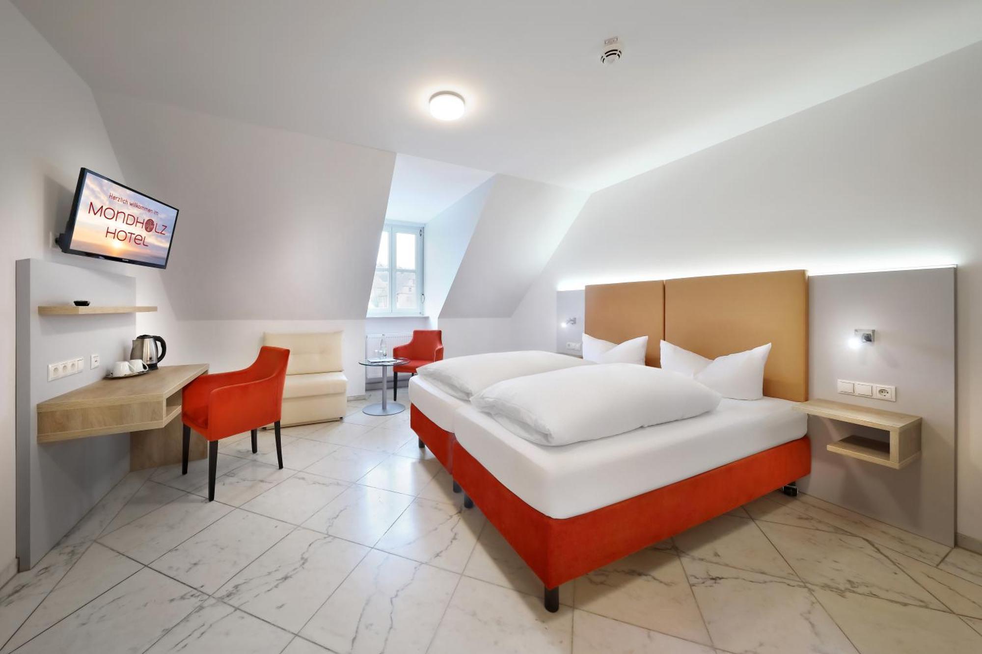 Hotel Mueller Cafe & Wein - Mondholzhotel Veitshöchheim Zewnętrze zdjęcie