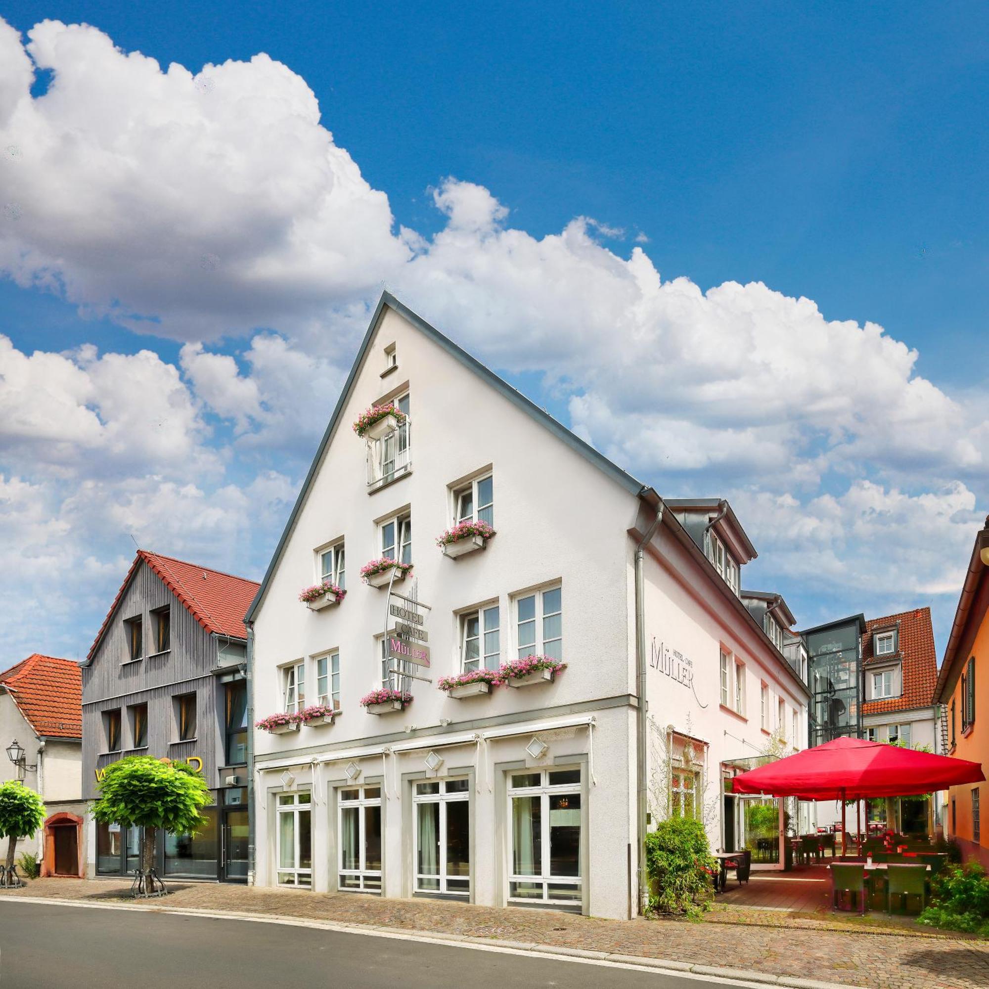 Hotel Mueller Cafe & Wein - Mondholzhotel Veitshöchheim Zewnętrze zdjęcie